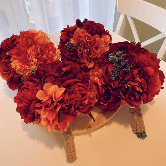 EUC 4 burlap wrapped bouquets in fall colours - Picture 1 of 2